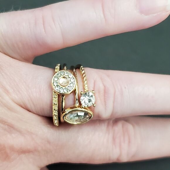 Gold tone stackable rings - set of 4 - size 6 - Picture 2 of 7